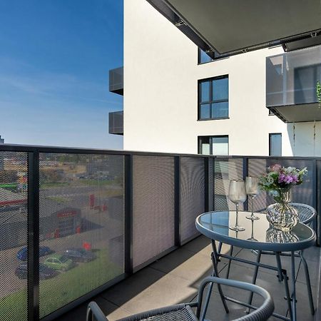 Wojciechowskiego Apartment With Parking By Noclegi Renters بوزنان المظهر الخارجي الصورة