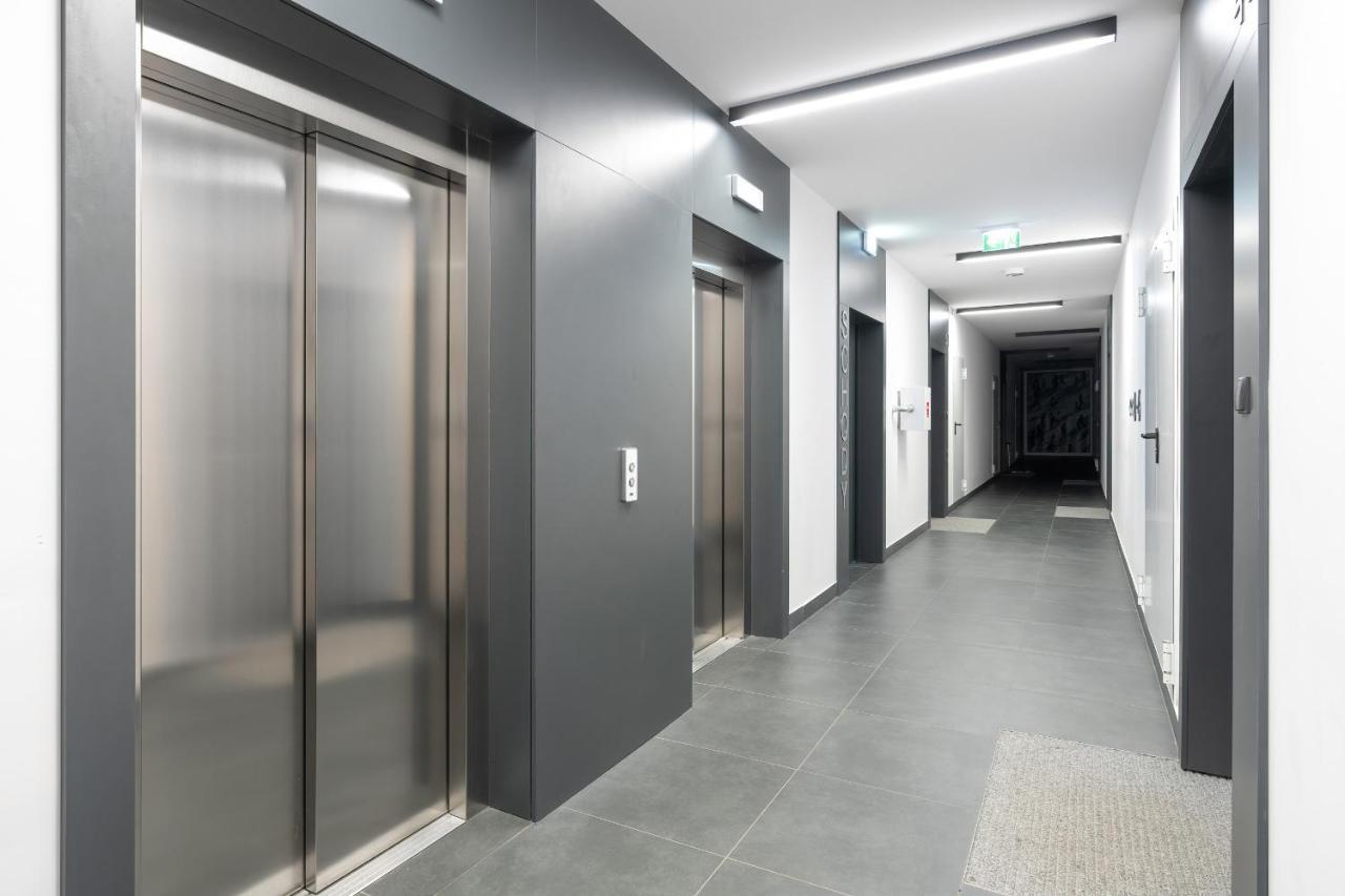 Wojciechowskiego Apartment With Parking By Noclegi Renters بوزنان المظهر الخارجي الصورة