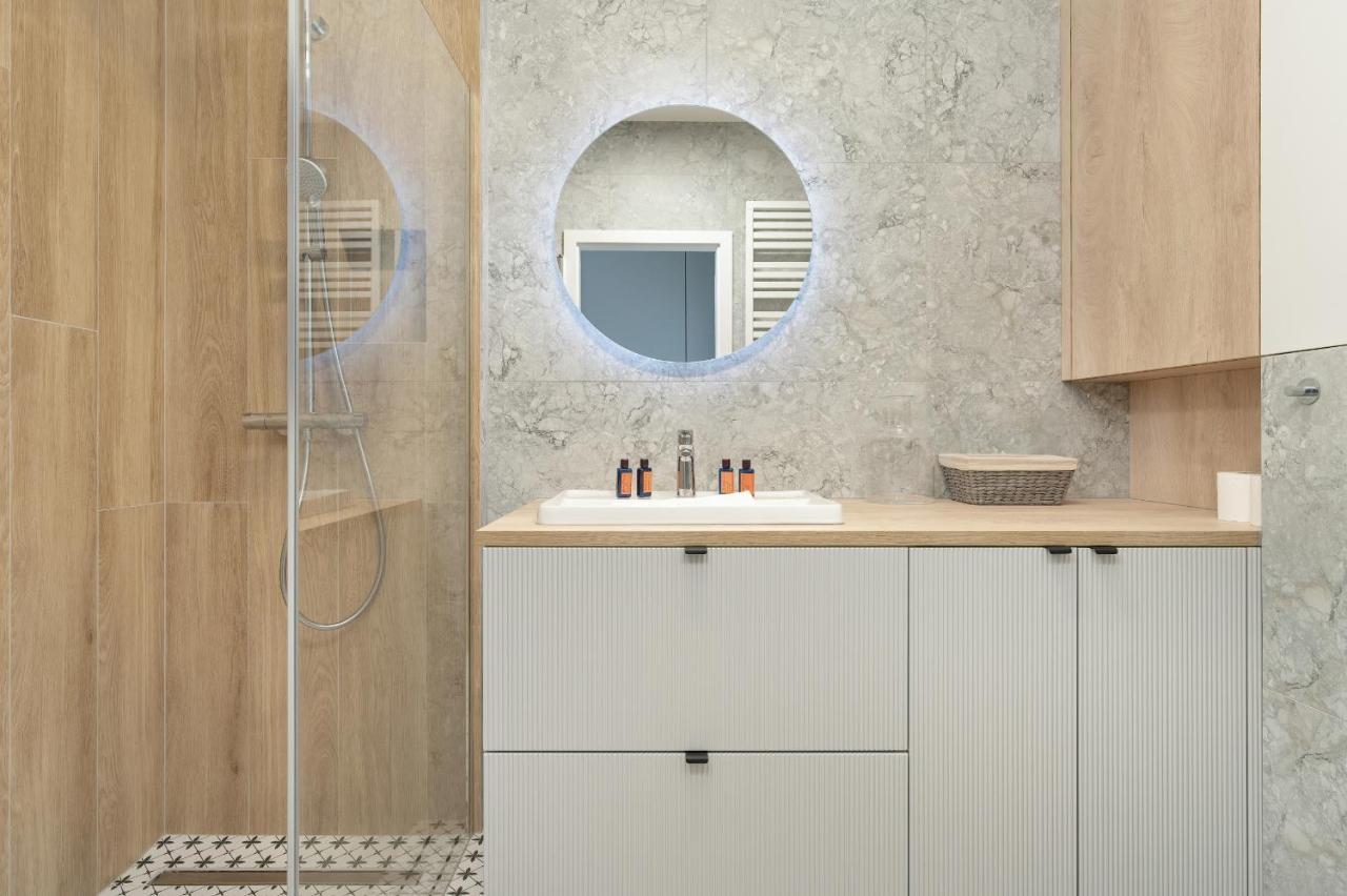Wojciechowskiego Apartment With Parking By Noclegi Renters بوزنان المظهر الخارجي الصورة